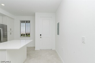 Building Photo - 5583 Double Eagle Cir