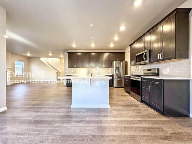 Foto del edificio - 10855 Hayloft St