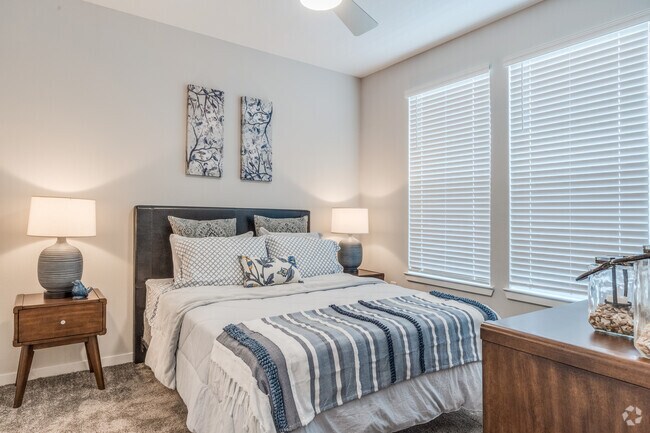 1HAB, 1BA, - 810SF - Sonceto