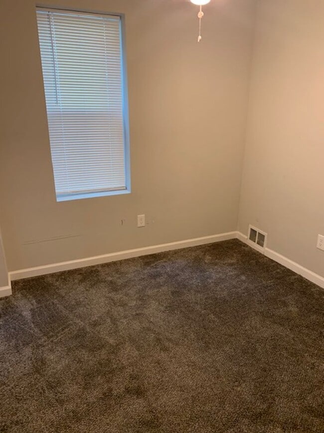 Building Photo - Philadelphia Rental