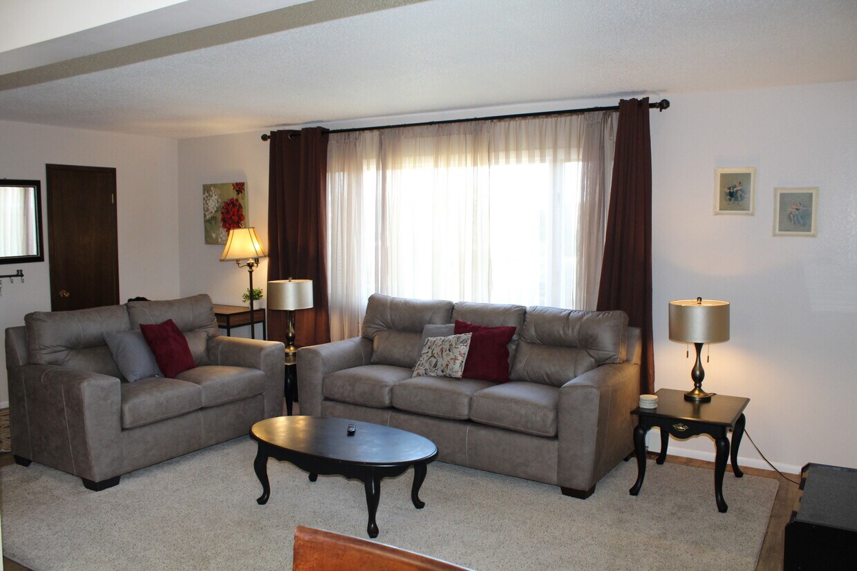 Foto principal - 1417 13th St S
