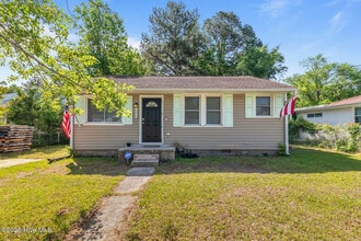 Building Photo - 426 New River Dr