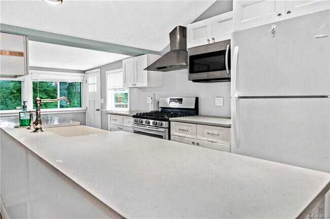 Foto del edificio - 46 Grandview Rd