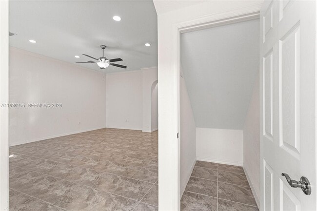 Foto del edificio - 2332 SE 16th Pl