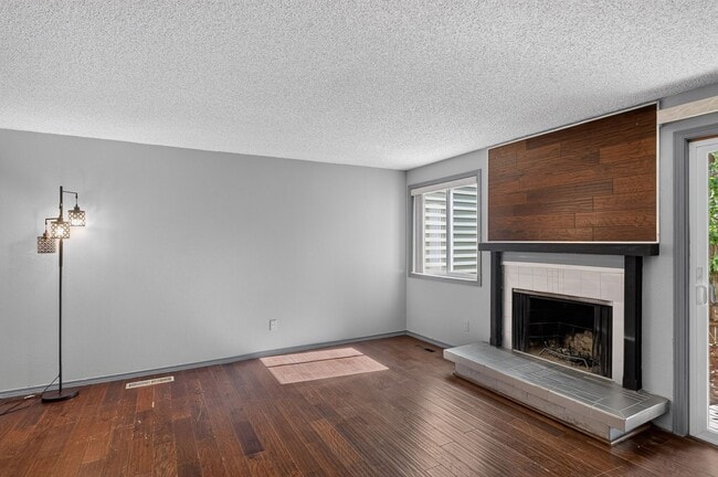 Building Photo - 5751 SW 204th Pl
