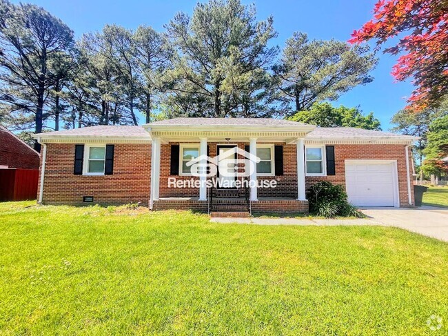 Building Photo - 4837 Milan Dr