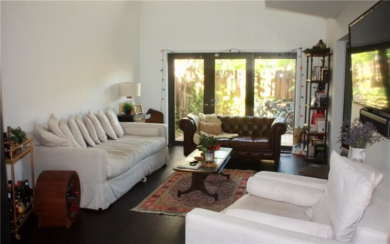 Foto principal - 315 City View Dr
