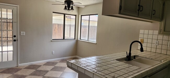 Building Photo - 4305 Mattnick Dr