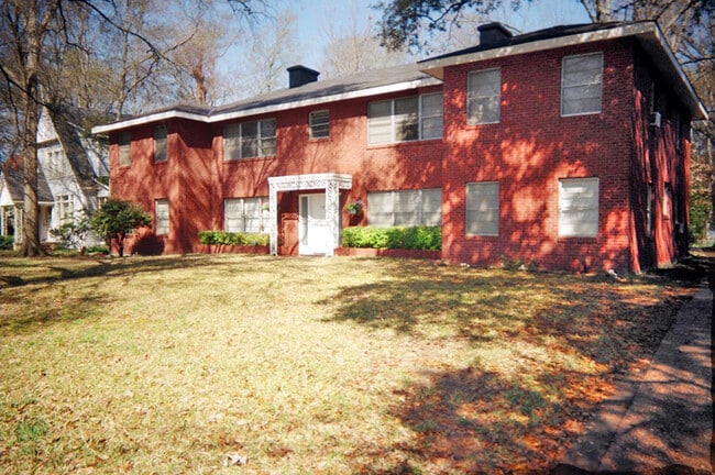 Building Photo - 636 Ockley Dr