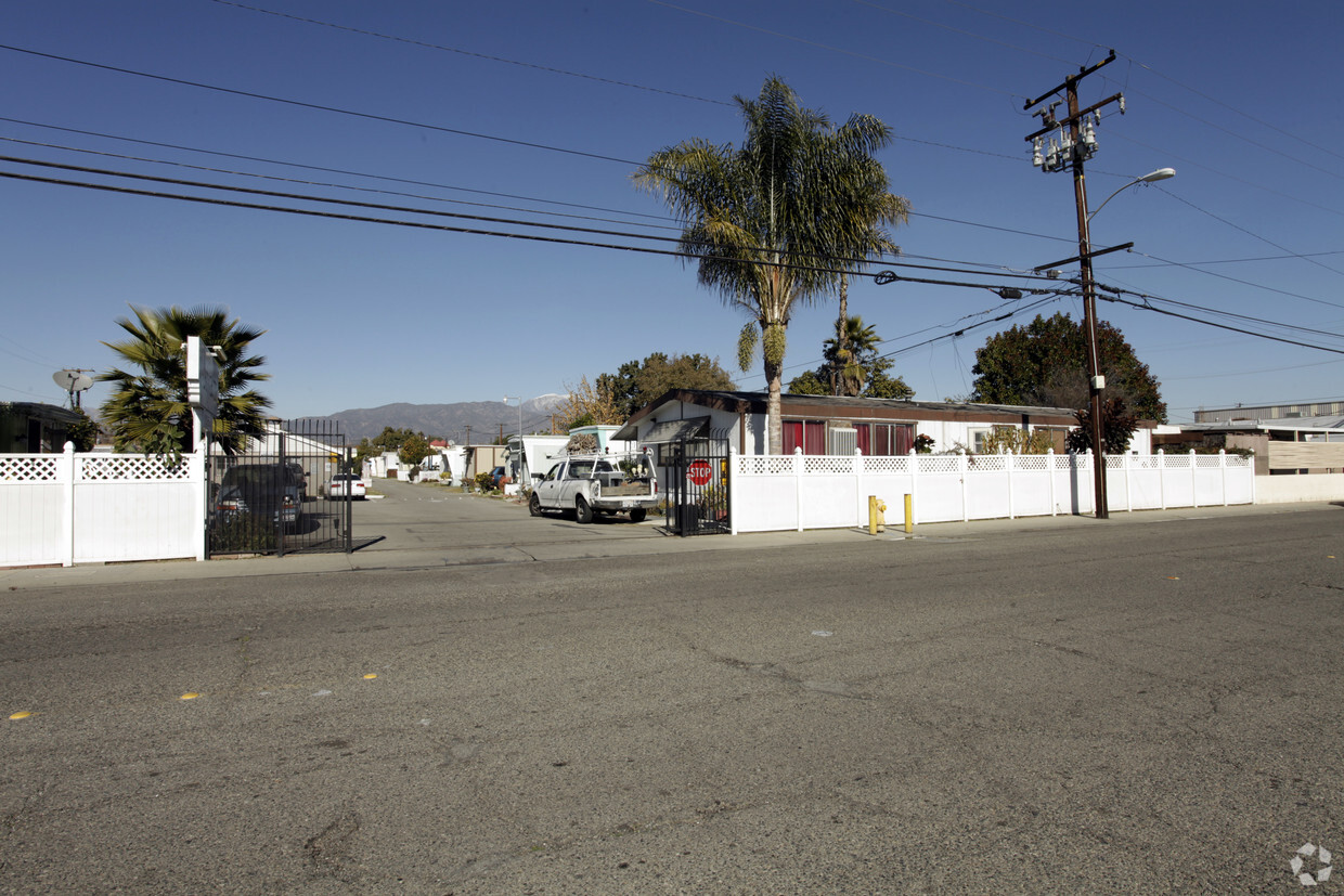 Foto del edificio - Valley Center Trailer Estates