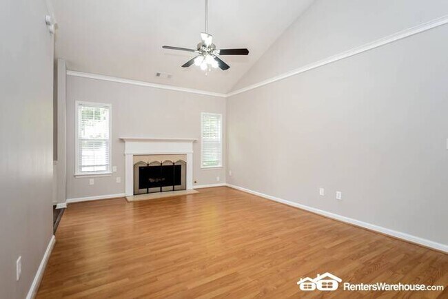 Building Photo - In Law Suite in lower Level - Lawrenceville