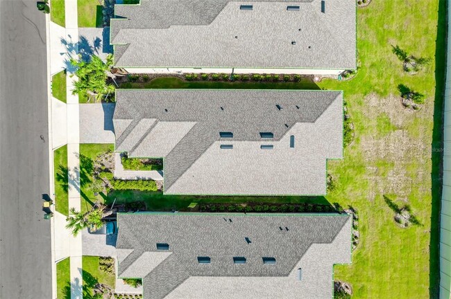 Building Photo - 955 Braewood Dr