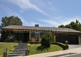 Primary Photo - 810 Misty Isle Dr
