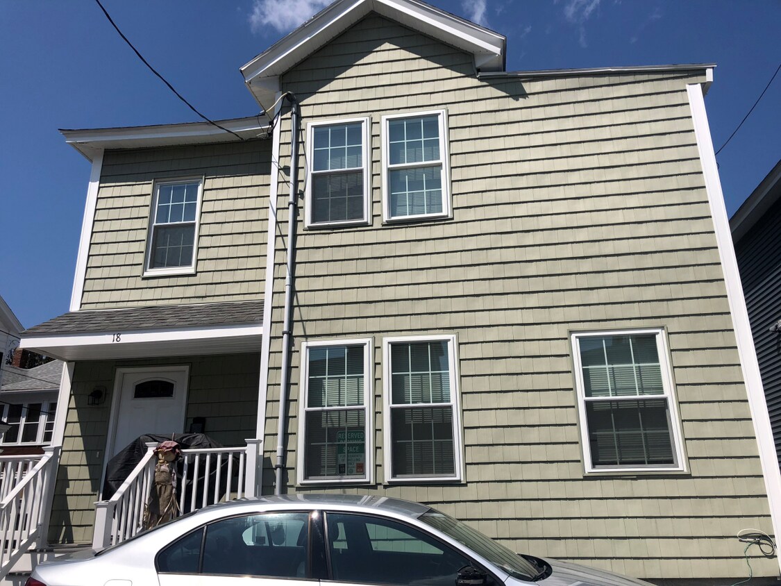 Primary Photo - 18 Rockdale Avenue