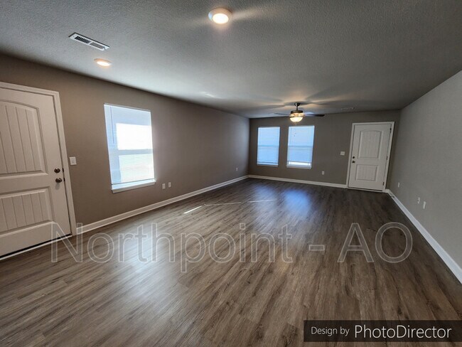 Foto del edificio - 208 SW Marigold St