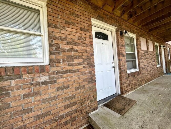 Photo - 410 Old Central Rd Apartment