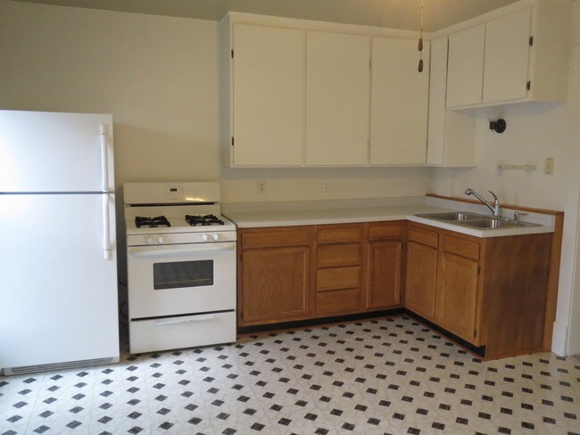 Building Photo - 1341 15th St