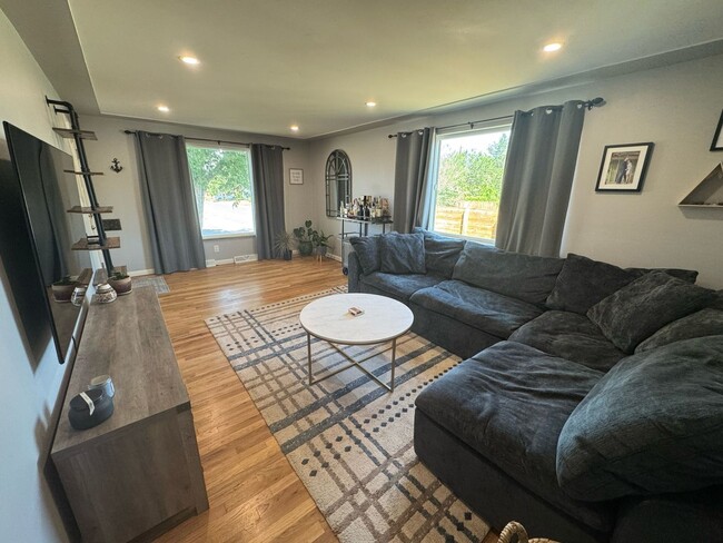 Foto del edificio - Dream Home for Rent in Ruby Hill – Spaciou...