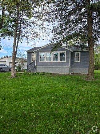 Building Photo - 20741 Burnham Ave