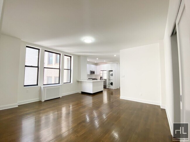 Building Photo - WEST 58 STREET