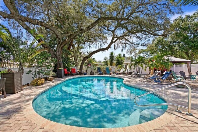 Foto del edificio - 232 Timberlane Dr