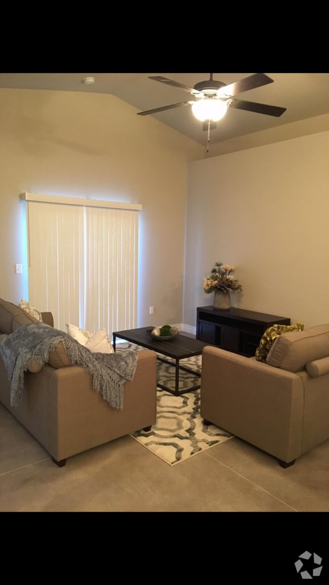 Falcon Falls Apartments under 1,500 Wichita, KS 2 Rentals