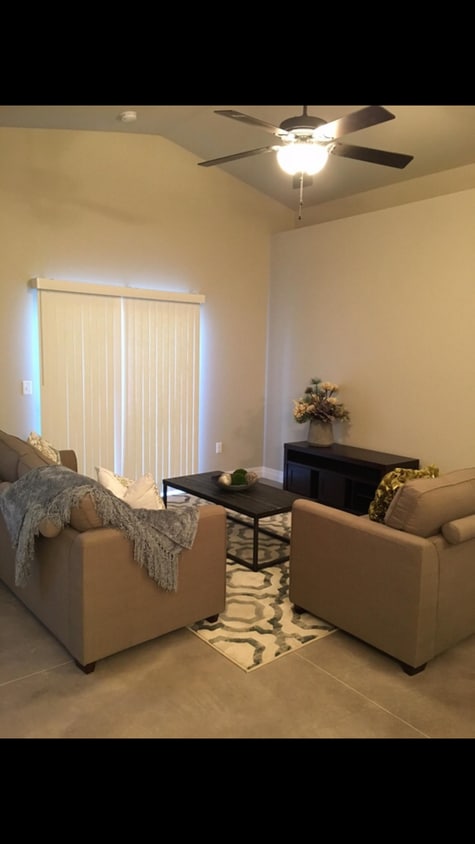 Foto principal - 2826 E 45th Ct N