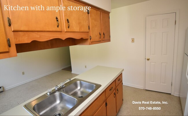 Building Photo - RDBS901