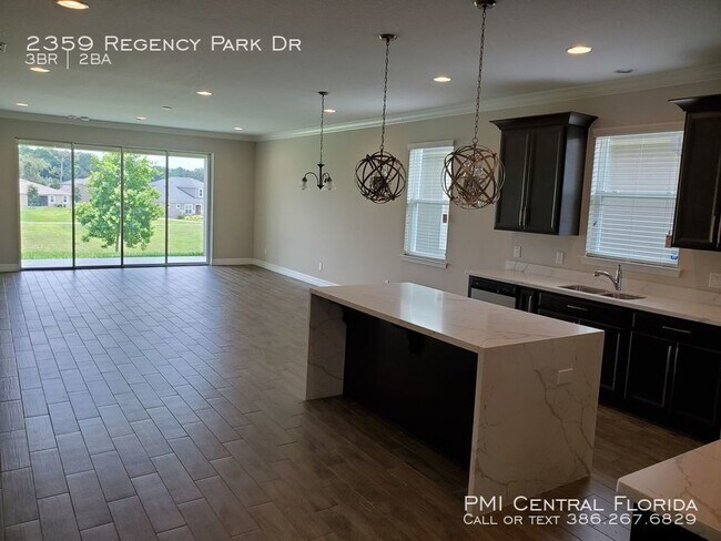 Foto del edificio - Beautiful 3BR 2Bath Home in a Great DeLand...