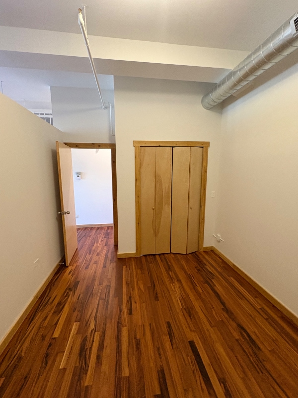 Building Photo - 4601 S Ellis Ave
