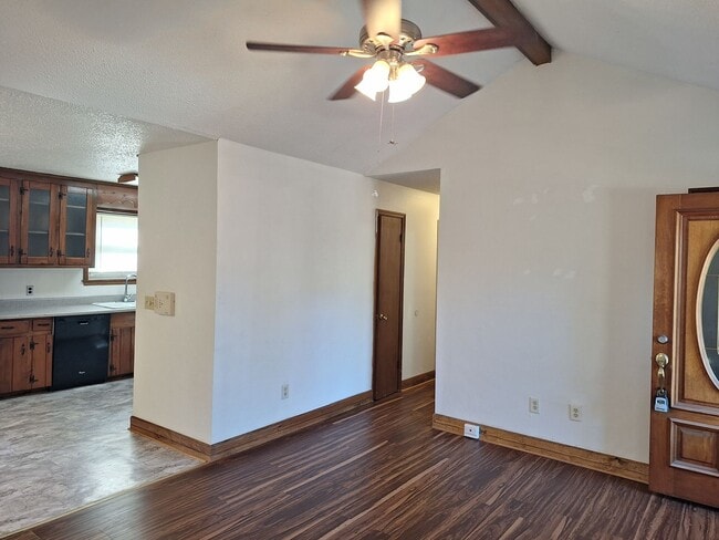 Foto del edificio - Splendid Garden Cottage in Lugoff, SC!