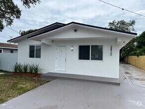 Building Photo - 2820 NW 95th St