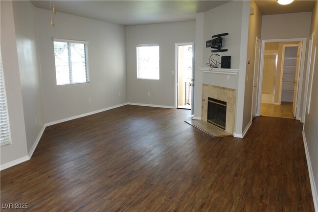 Building Photo - 5250 S Rainbow Blvd