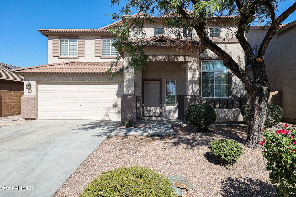 Primary Photo - 17474 W Acapulco Ln