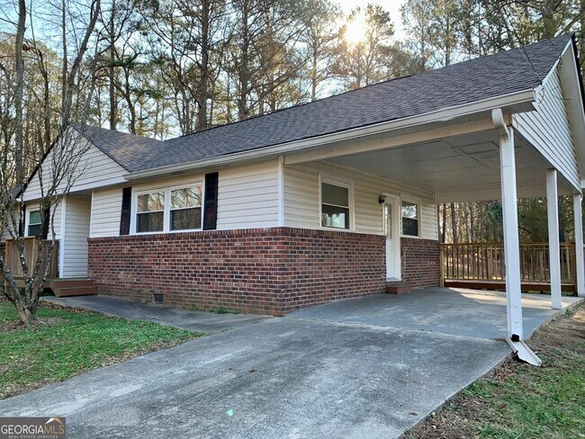 Building Photo - 3006 Cleburne Pkwy