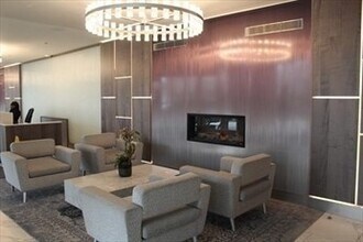 Building Photo - 8 Museum Way