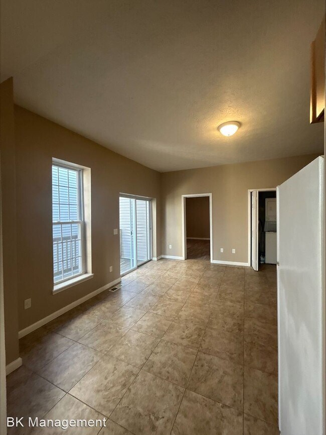 Building Photo - 3 br, 2.5 bath House - 153 S 3rd Street