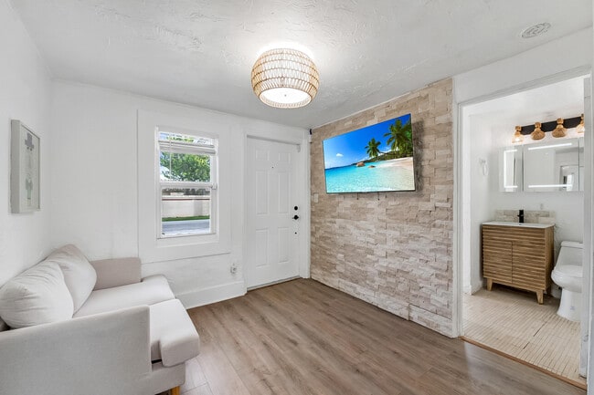 Foto del edificio - 308 SW 1st St