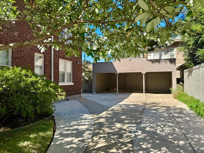 Photo - 1720 Harbert Ave Apartment