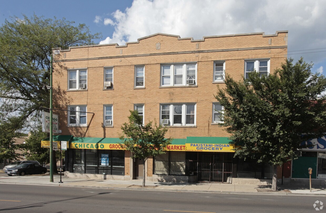 Building Photo - 2122-2124 W Devon Ave