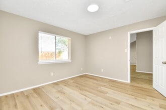 Building Photo - 10023 King Ranch Ln