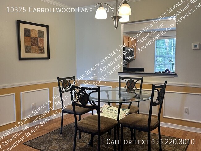 Foto del edificio - 10325 Carrollwood Ln