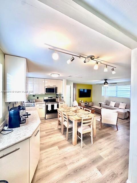 Foto del edificio - 5893 Williamson Rd