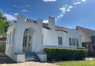 Building Photo - 1924 NW 21st