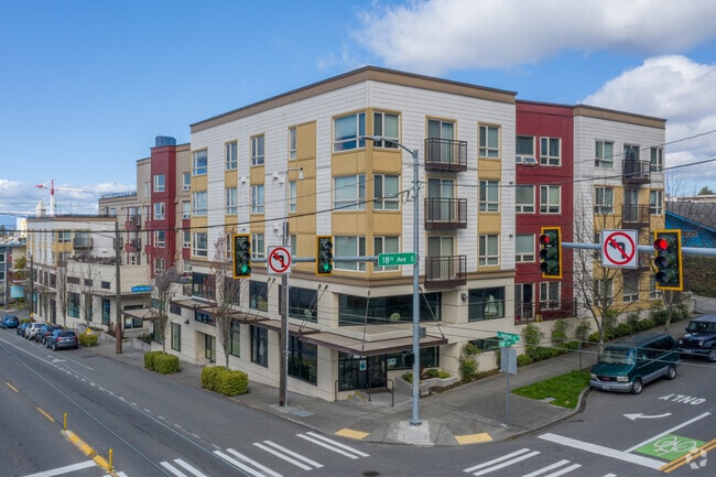 Building Photo - Squire Park Plaza