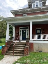 Building Photo - 910 Campbell Ave SE