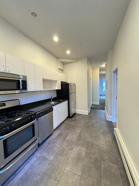 Primary Photo - 291 E St