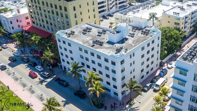 Building Photo - 1390 Ocean Dr