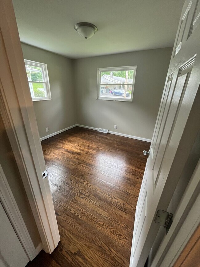 Building Photo - Updated # Bedroom House in Fenton