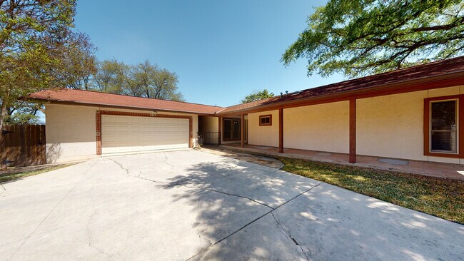 Building Photo - 13519 Beltway St